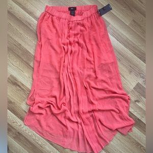 NWT Mossimo Coral Pleated Maxi Skirt